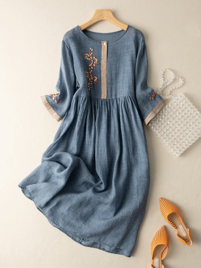 Women’s Midi Dress – Relaxed Fit – Embroidered – 3/4 Sleeve – Natural Fibers
