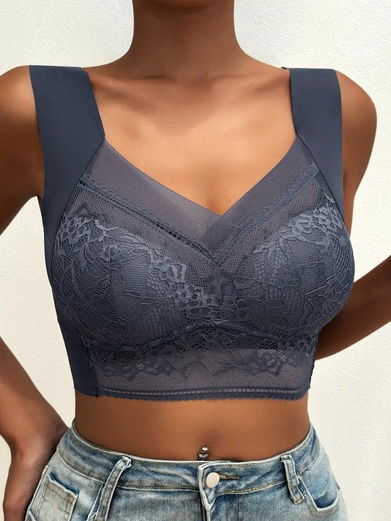 Women’s Seamless Bra – Full Coverage – Wire Free – Lace Overlay – Breathable Blend