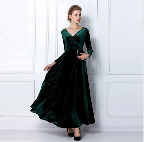 Women’s Evening Dress – Velvet Look – A-Line Fit – Deep V-Neck – Long Sleeve Formal Wear