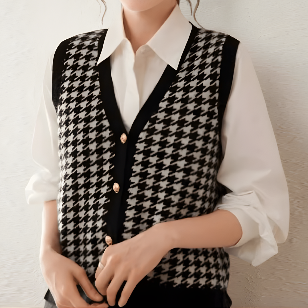 Isla Regular Fit Vest | Houndstooth Pattern Button Front Vest