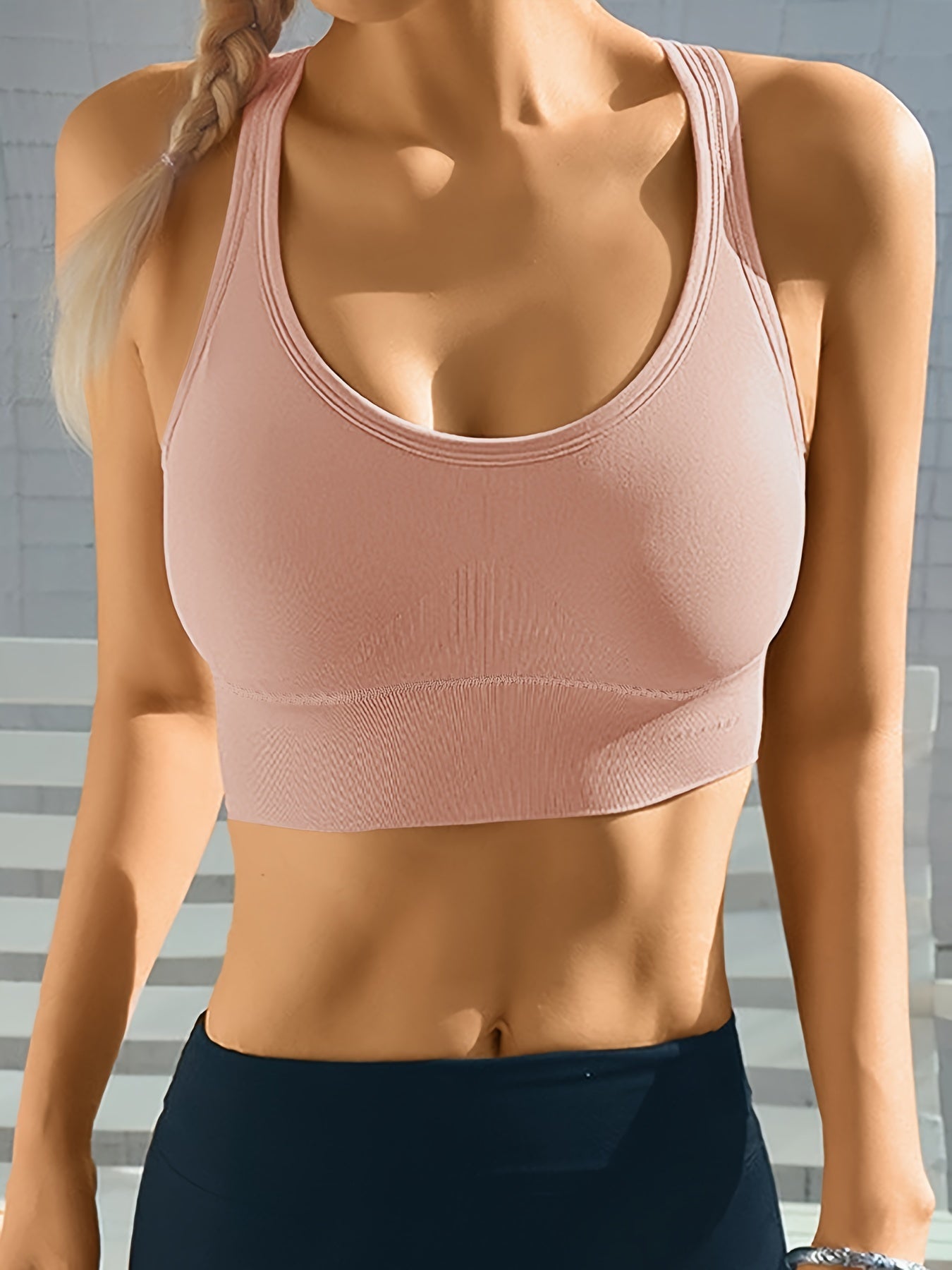 Women’s Sports Bra – Breathable Blend – Medium Support – Seamless Racerback Fit