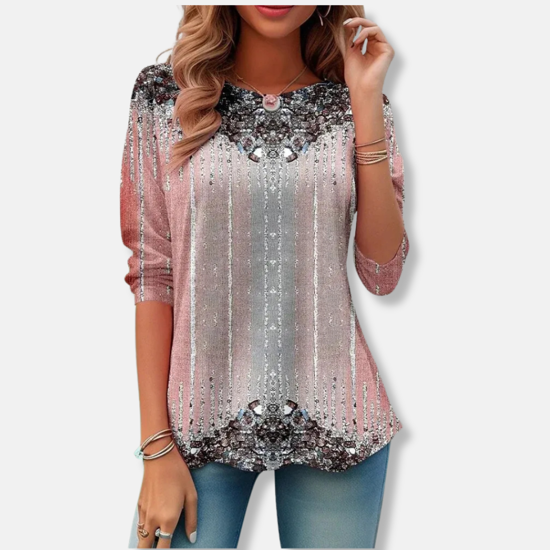 Women’s Top – Relaxed Fit – Lightweight Knit – Printed Detail – Three-Quarter Sleeve