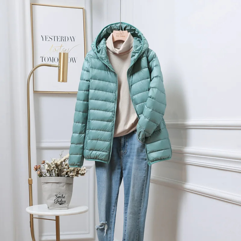 Women’s Puffer Jacket – Hooded Design – Quilted – Standard Fit – Packable