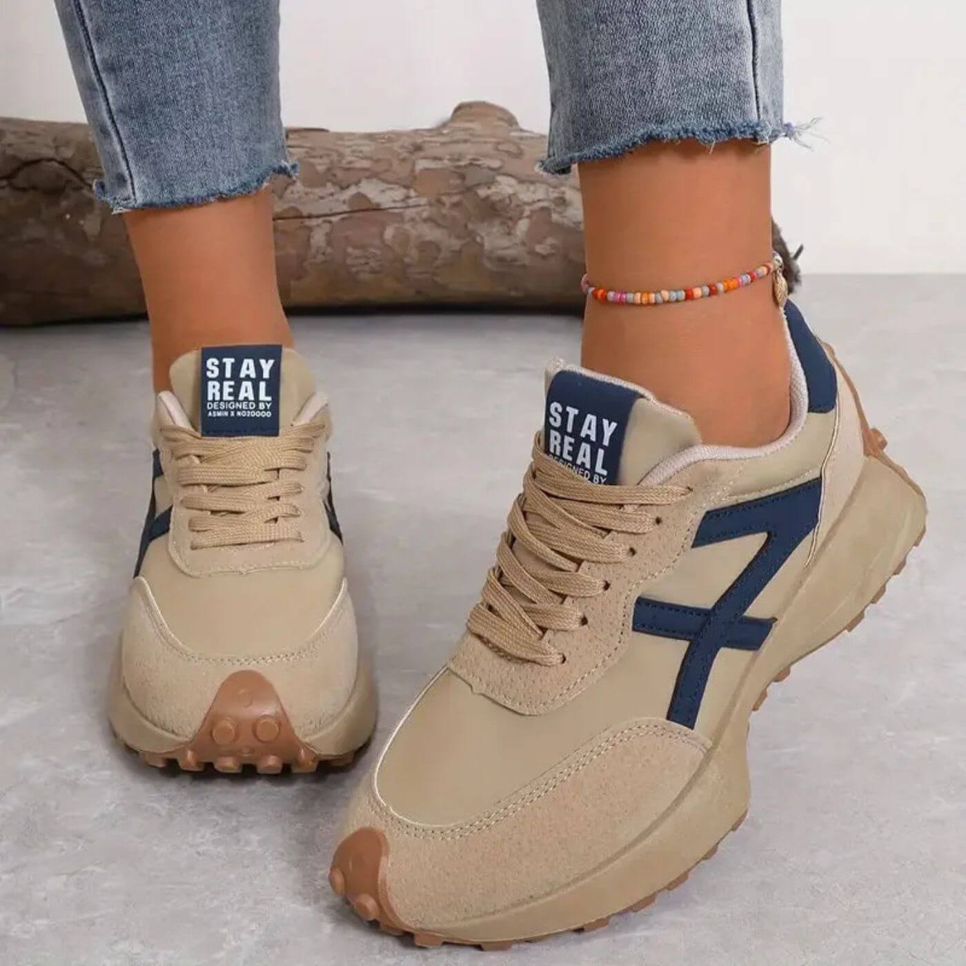Women’s Sneakers – Breathable Mesh – Cushioned Sole – Low-Top Lace-Up – Casual Fit