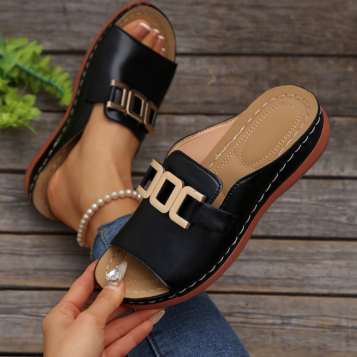 Women’s Platform Sandals – Slip-On Design – Open Toe – Wide Strap – Metallic Accent