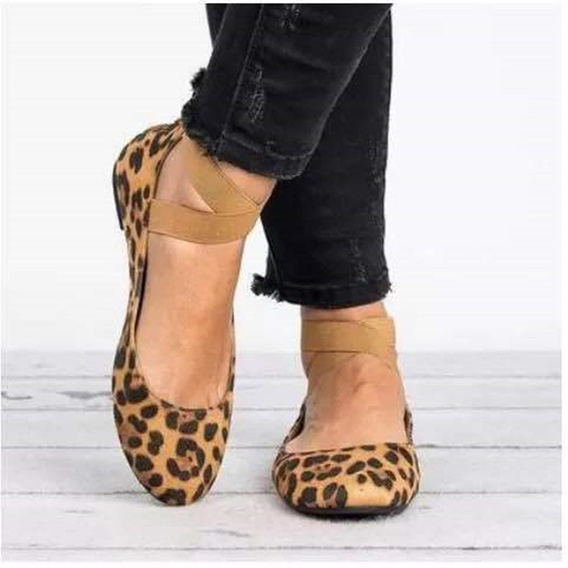 Women’s Ballet Flats – Suede Look – Elastic Strap – Rounded Toe – Low Profile Fit