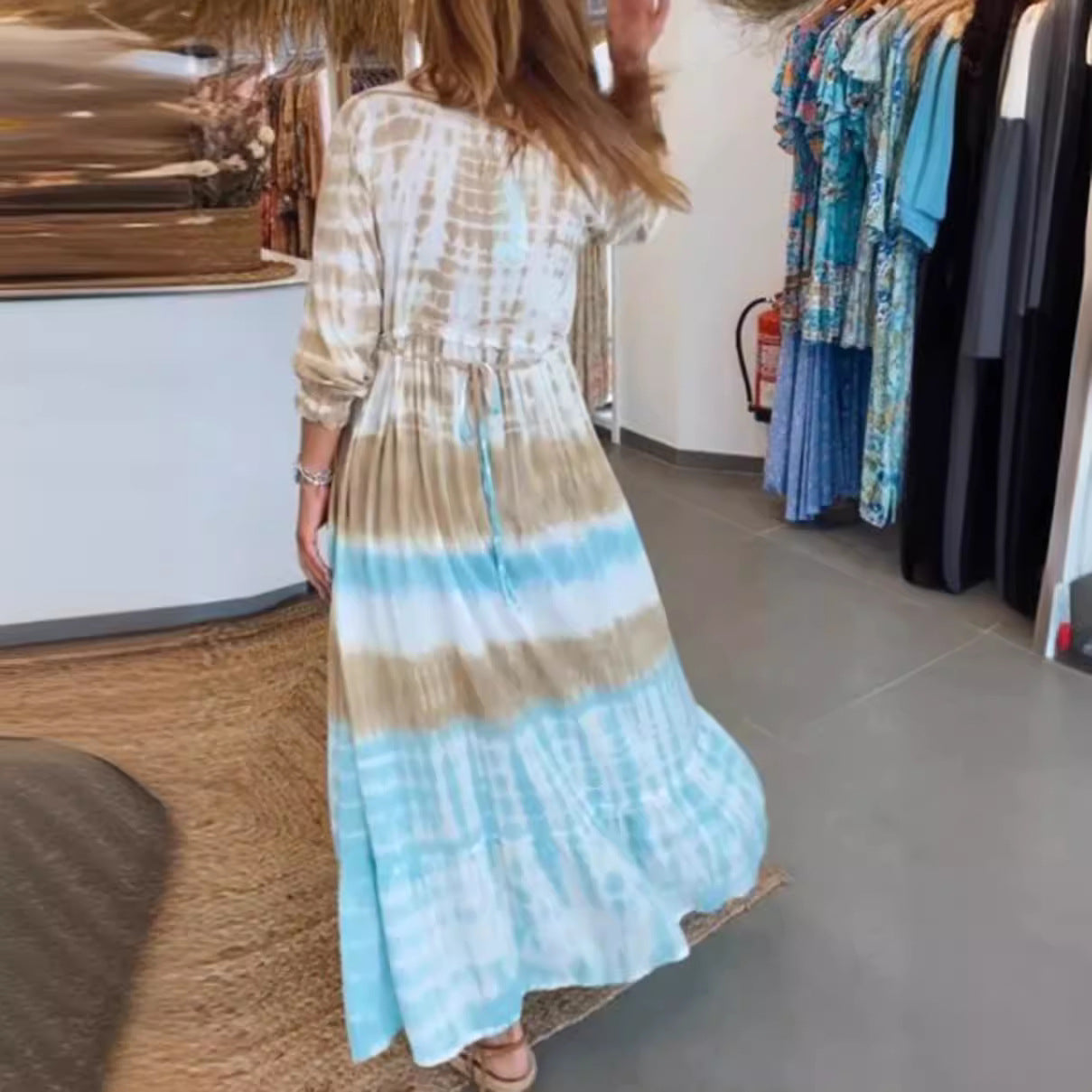 Women’s Kaftan Dress – Relaxed Fit – Natural Fibers – Tie-Dye – V-Neck – Midi Length