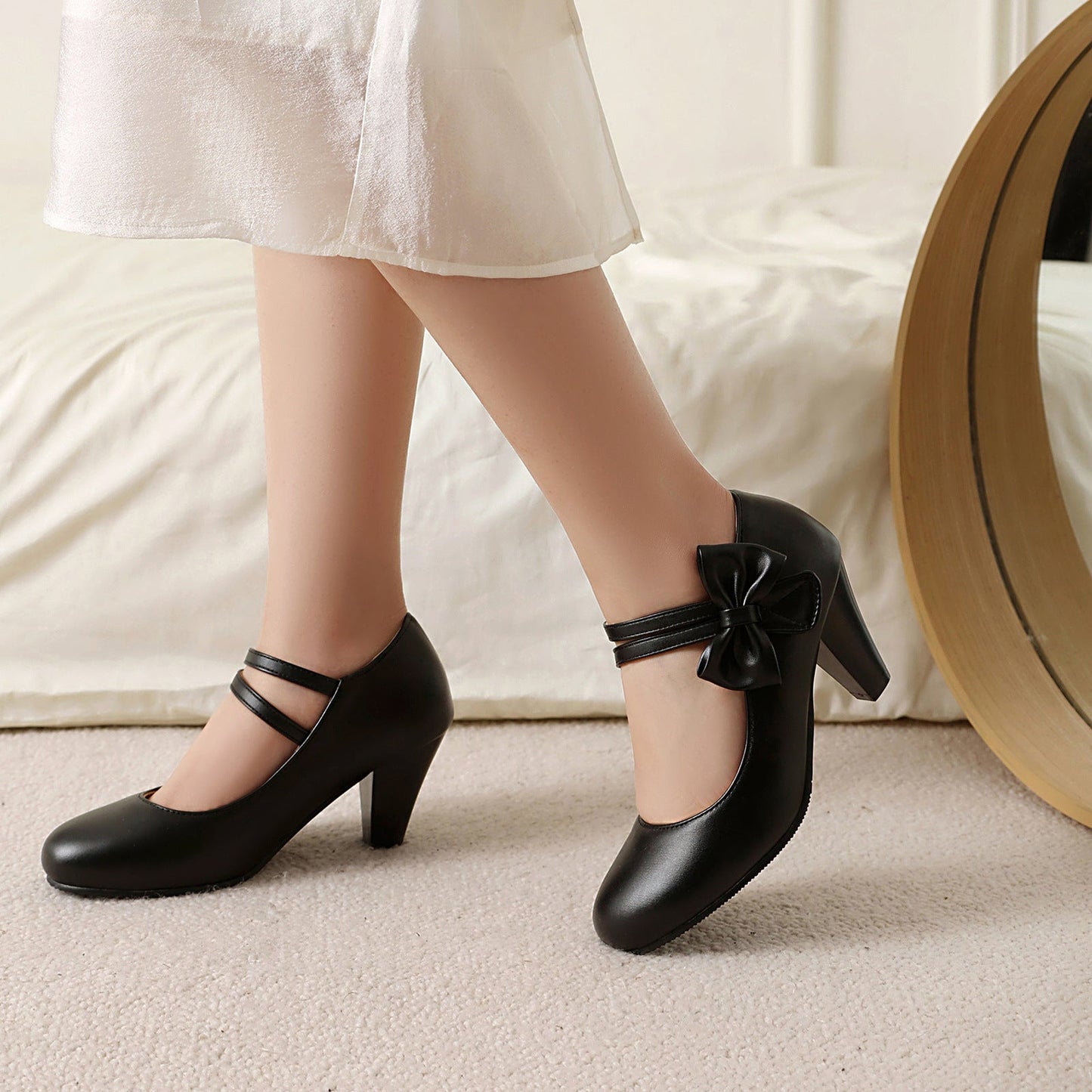Women’s High Heel Shoes – Dual Strap – Bow Detail – Low-Cut Vamp – Sleek Finish