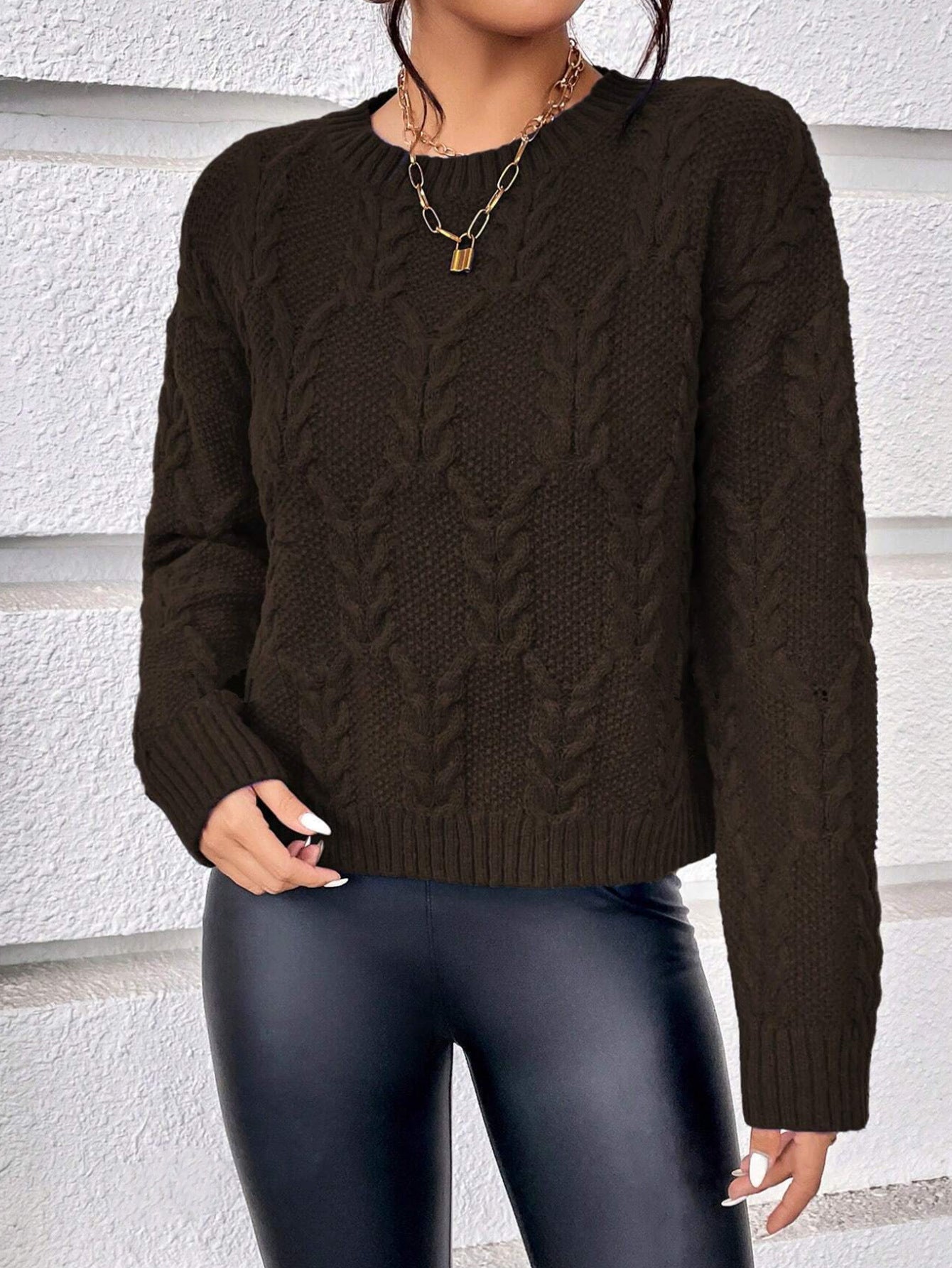 Women’s Pullover Sweater – Soft Knit – Relaxed Fit – Cable Knit – Crew Neck Long Sleeve