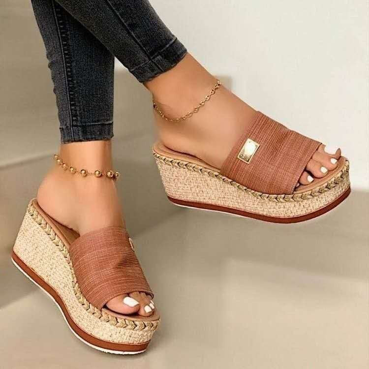 Women’s Wedge Sandals – Slip-On – Open Toe – Natural Textured Heel – Casual Style