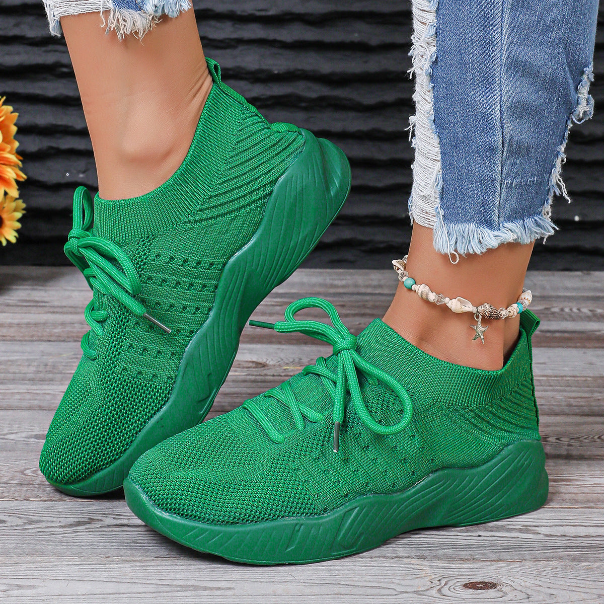 Women’s Sports Shoes – Soft Knit Upper – Cushioned Sole – Lace-Up Fit