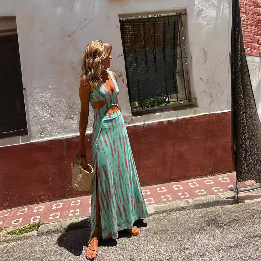 Women’s Maxi Dress – Slim Fit – V-Neck – Waist Cut-Out – Breathable Bold Print