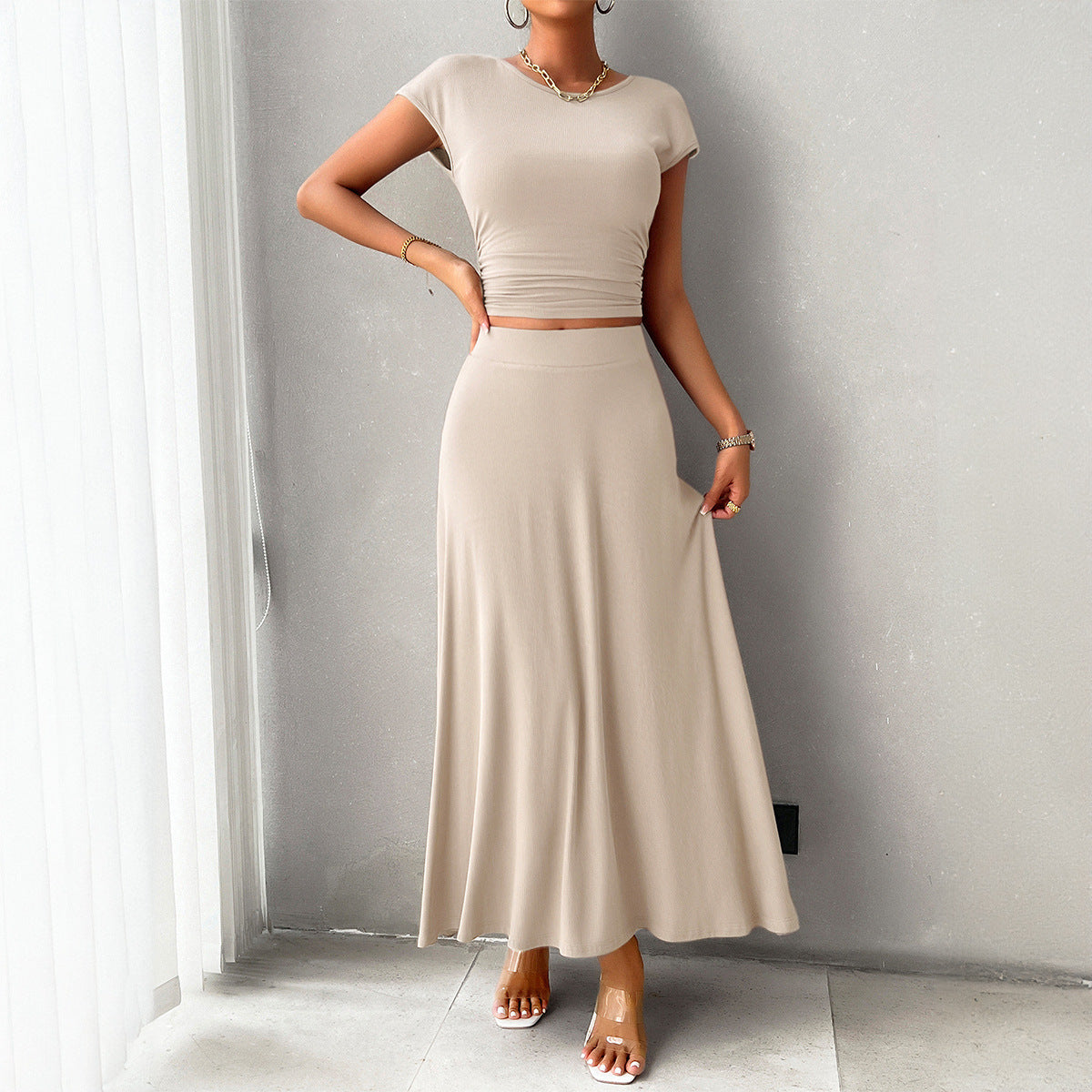 Women’s Crop Top and Skirt Set – Slim Fit Ruched Top – Full-Length Flowing Skirt