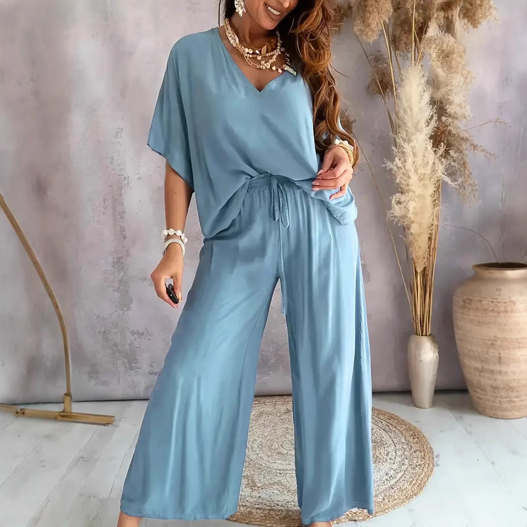 Women’s Two-Piece Set – V-Neck Top and Wide-Leg Pants – Relaxed Fit – Breathable Blend