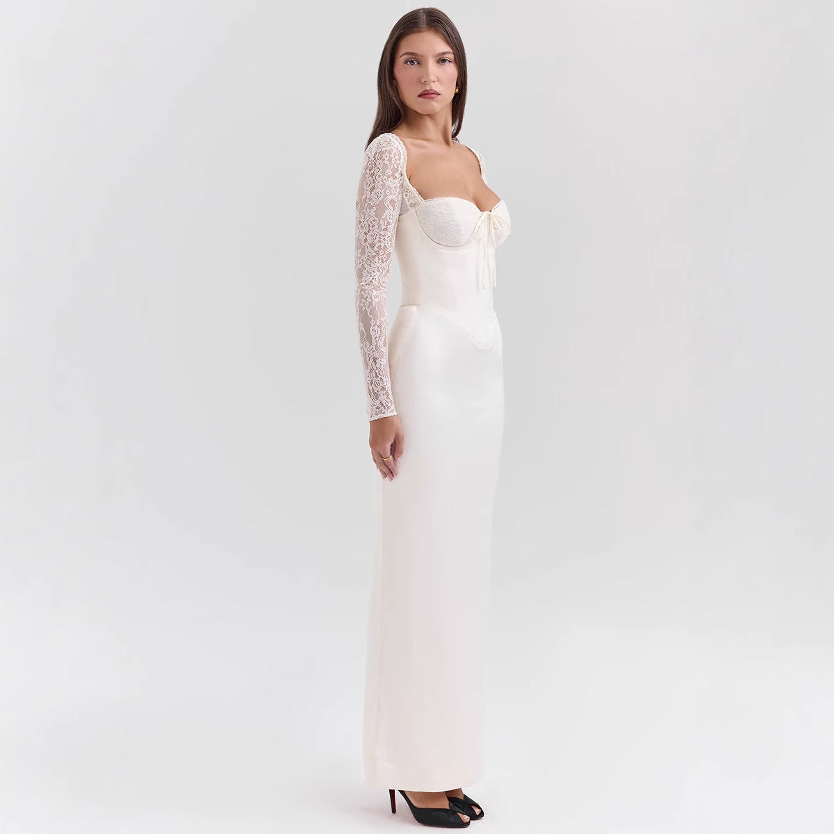 Women’s Evening Dress – Satin Bodycon Fit – Lace Long Sleeves – Sweetheart Neckline