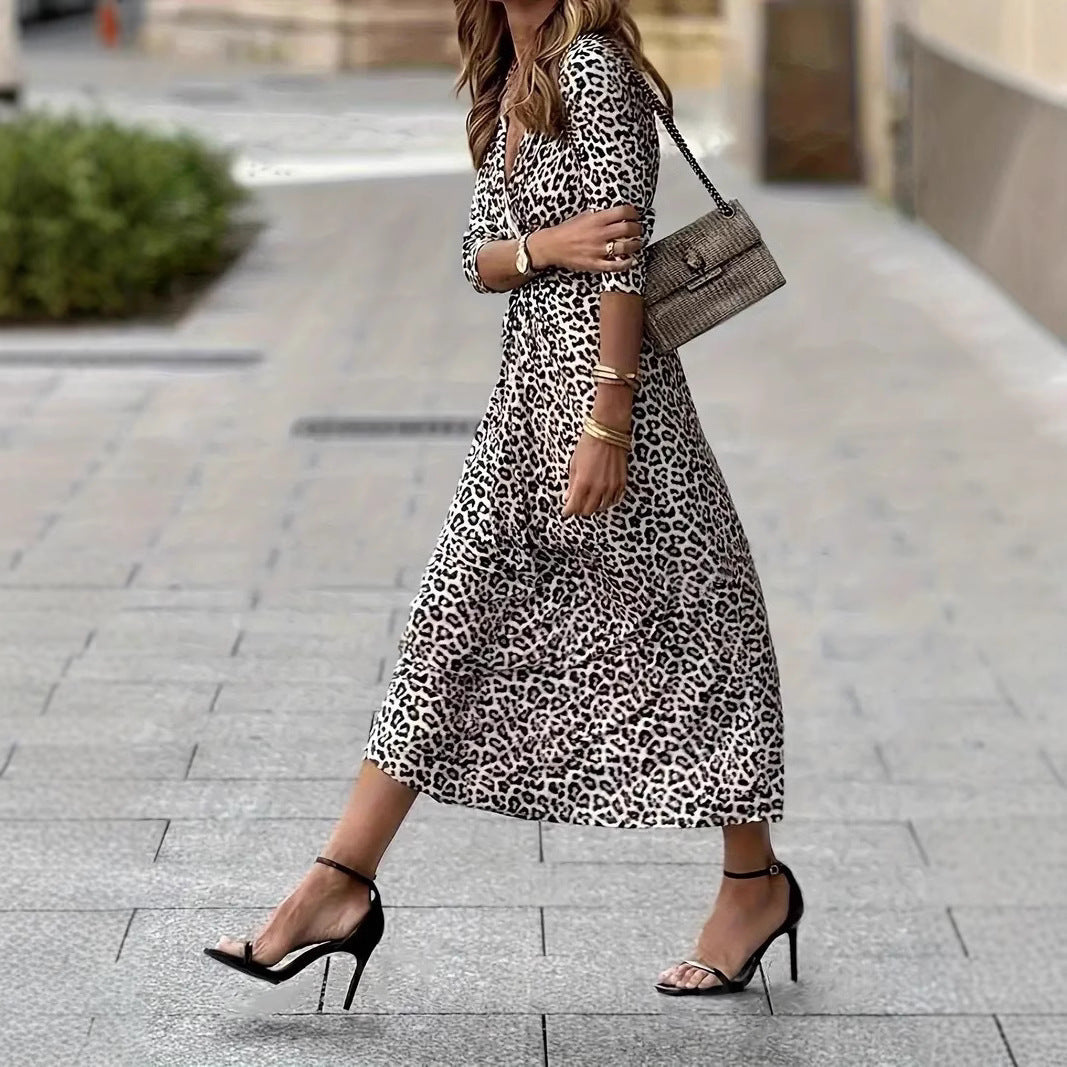 Women’s Long Dress – Tailored Fit – V-Neck – Leopard Print – Ruched Waist – Soft Fabric