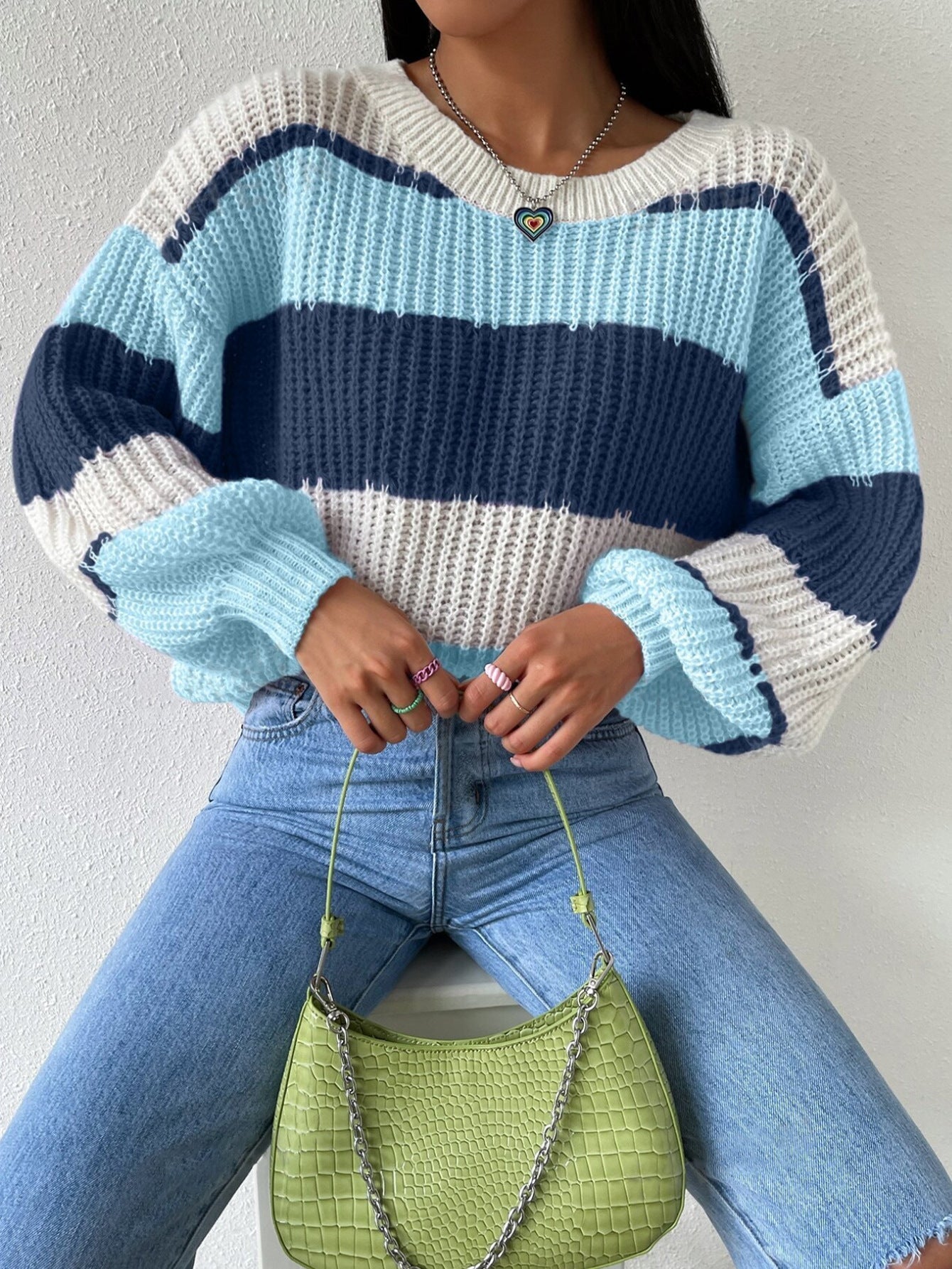 Women’s Sweater – Chunky Knit – Oversized Fit – Crew Neck – Long Sleeve Casual