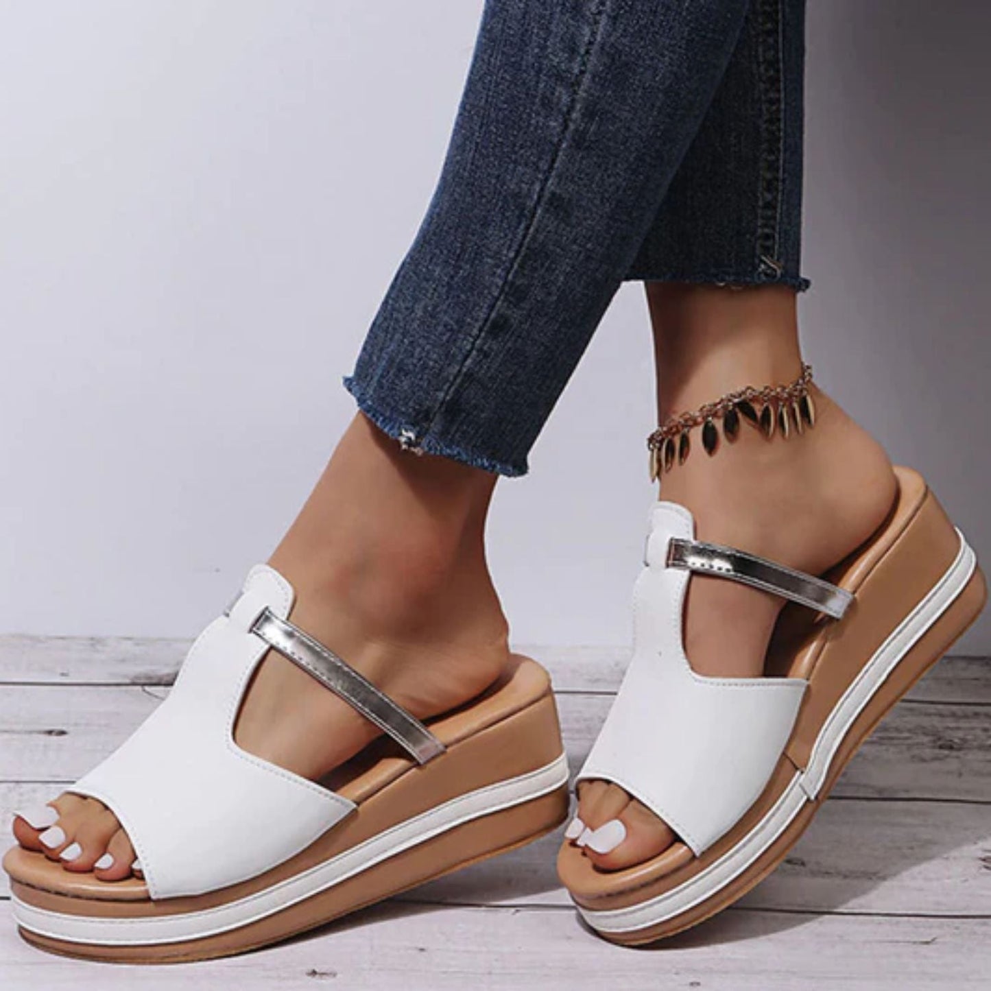 Women’s Wedge Sandals – Open Toe – Slip-On – Soft Upper – Platform Heel – Casual Style