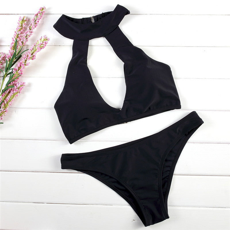 Women’s Bikini Set – Fitted Silhouette – Chest Cut-Out – Stretch Swim Fabric