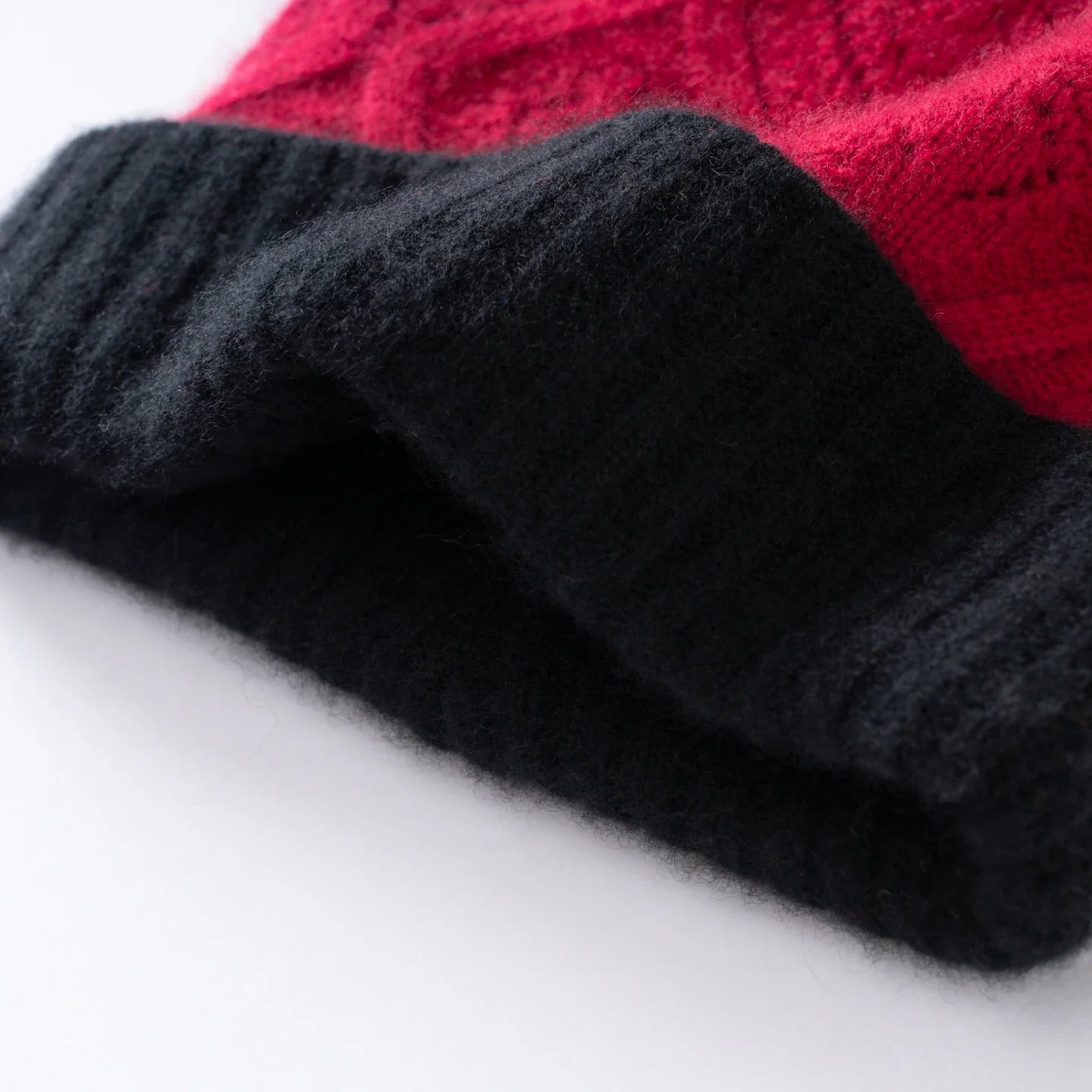 Amelia Close Fit Beanie | Diamond Pattern Ribbed Cuff Beanie