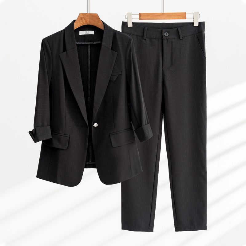 Women’s Blazer and Ankle-Length Trousers Set - Lightweight Woven Fabric - Notched Lapel - 3/4 Sleeve