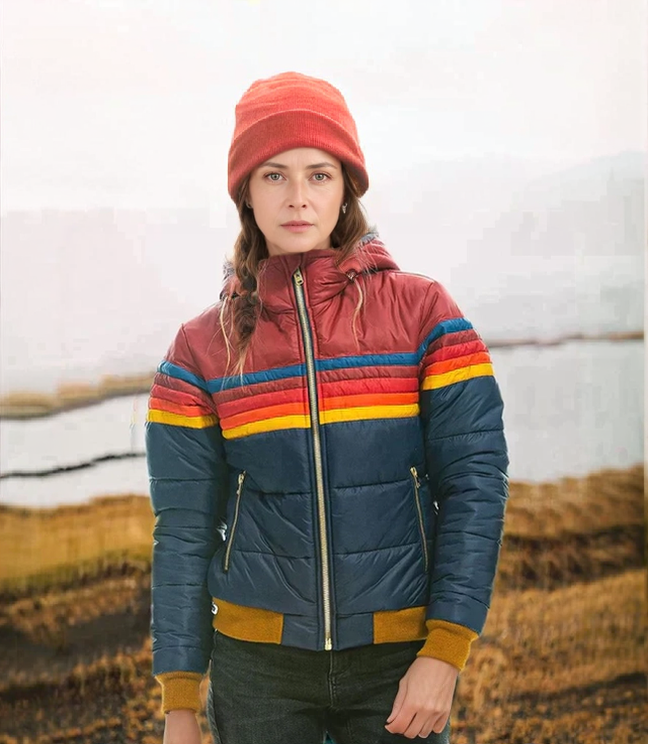 Women’s Quilted Jacket – Hooded – Water-Resistant – Zip Pockets – Sporty Fit