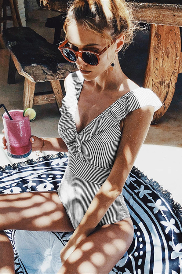 Women’s One-Piece Swimsuit – Ruffle Neckline – Vertical Stripe – Breathable Stretch Fit