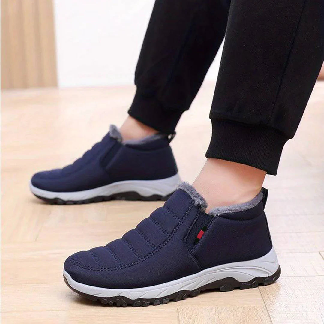Men’s Slip-On Shoes – Quilted Upper – Plush Lining – Cushioned Low-Top Fit