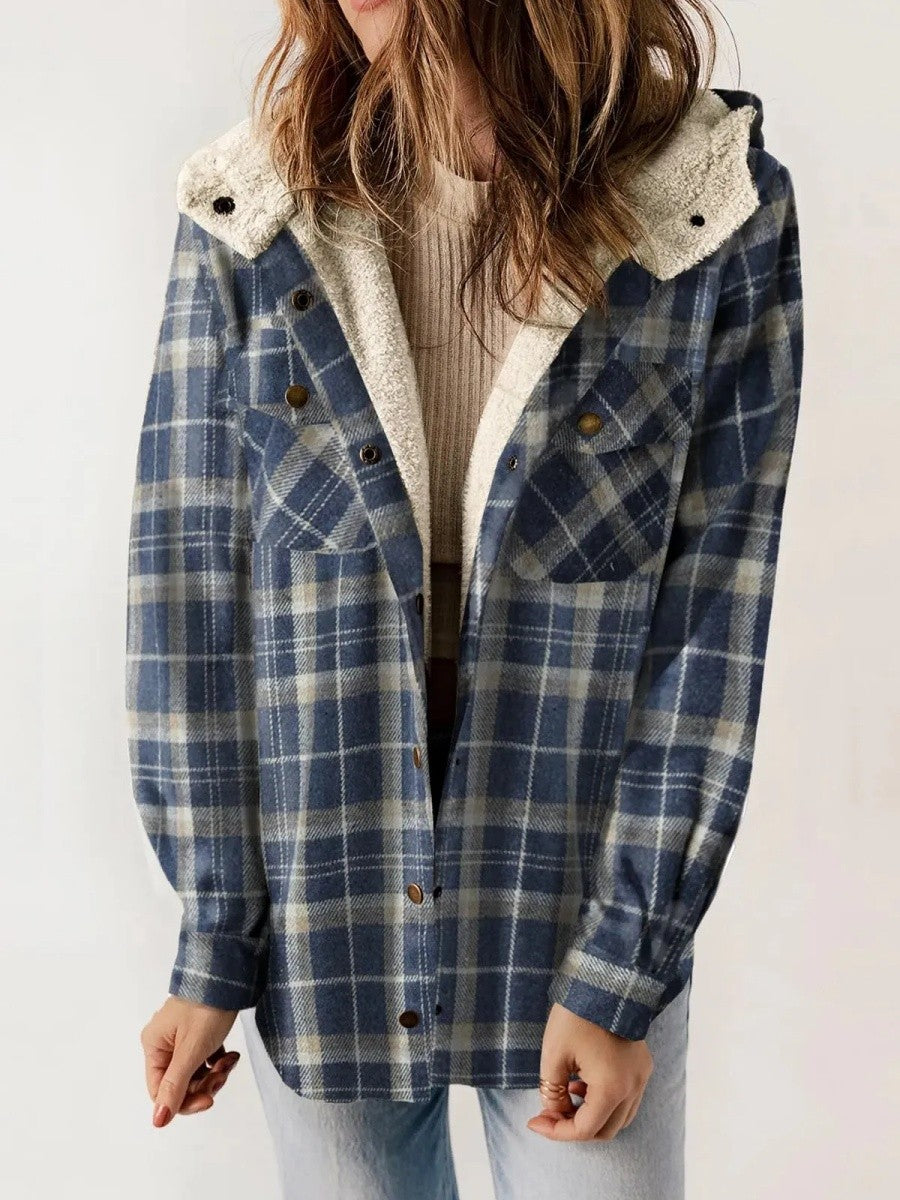 Women’s Shacket – Relaxed Fit – Fleece Lined – Plaid – Hooded Button Front Layer