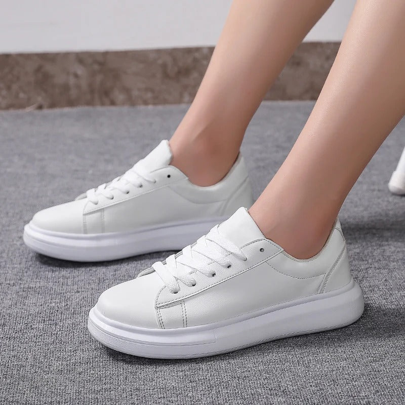 Women’s Sneakers - Ankle Low-Top -Synthetic Leather - Lace-Up - Platform Sole
