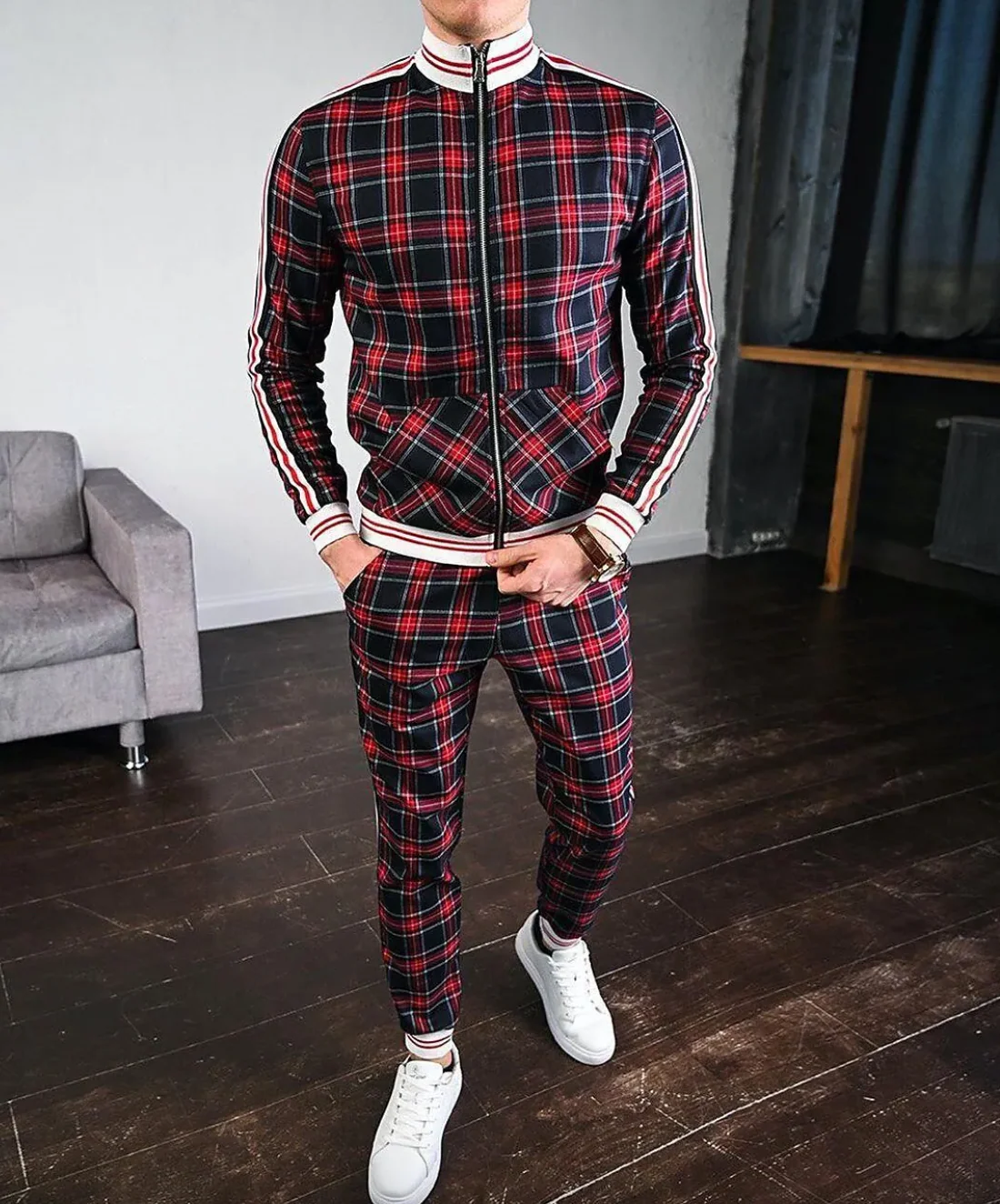 Men’s Tracksuit Set – Slim Fit – Zip Jacket with Striped Sleeves – Tapered Pants