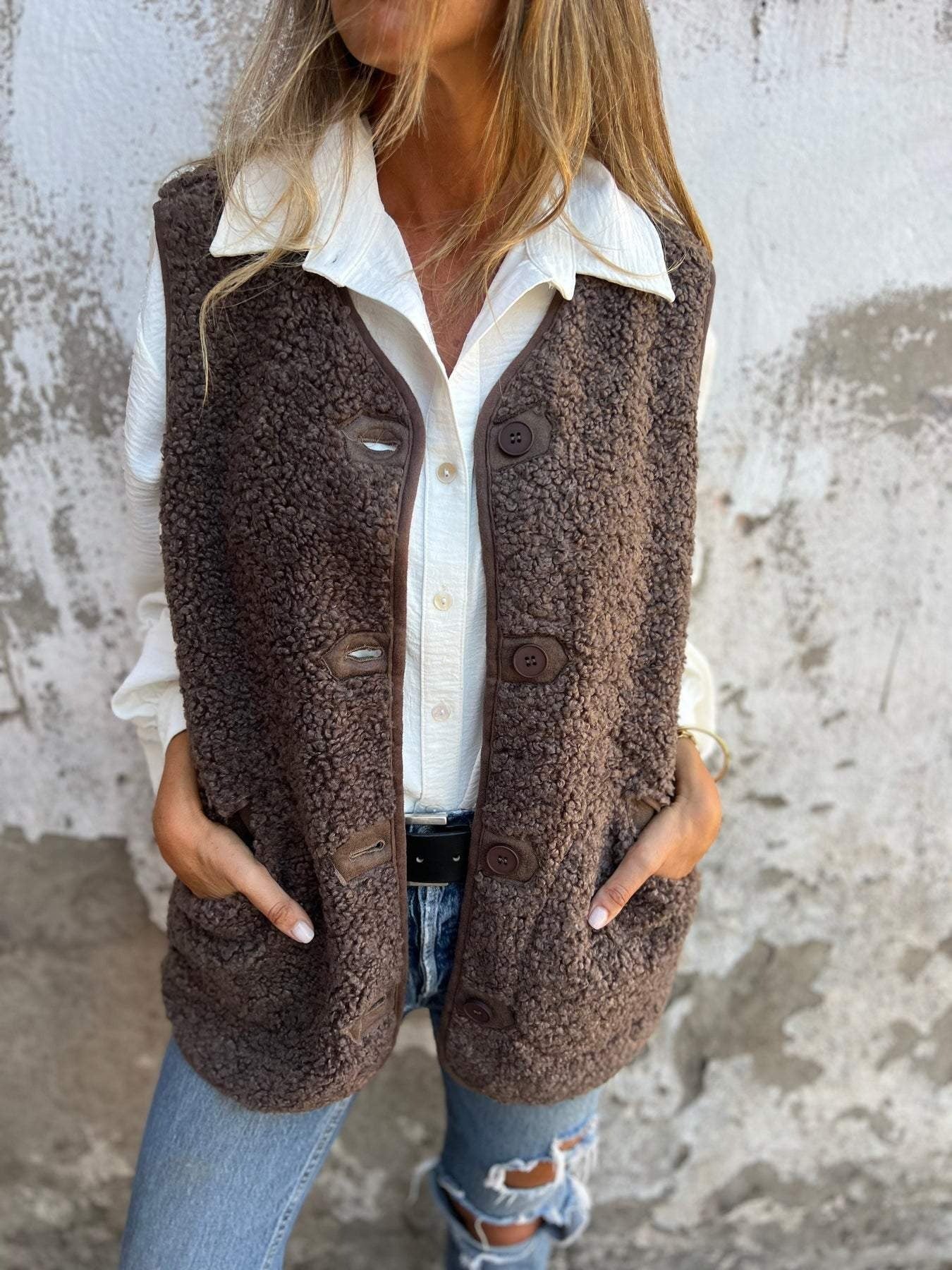 Women’s Vest – Shearling Fleece – Relaxed Fit – Button Front – Casual Layer
