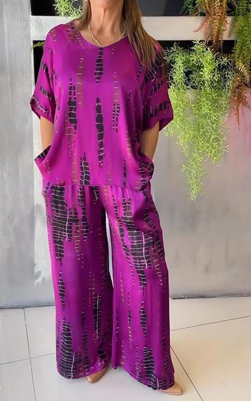 Women’s Satin Suit Set – Relaxed Fit – Round Neck Top – Wide-Leg Pants – Abstract Print