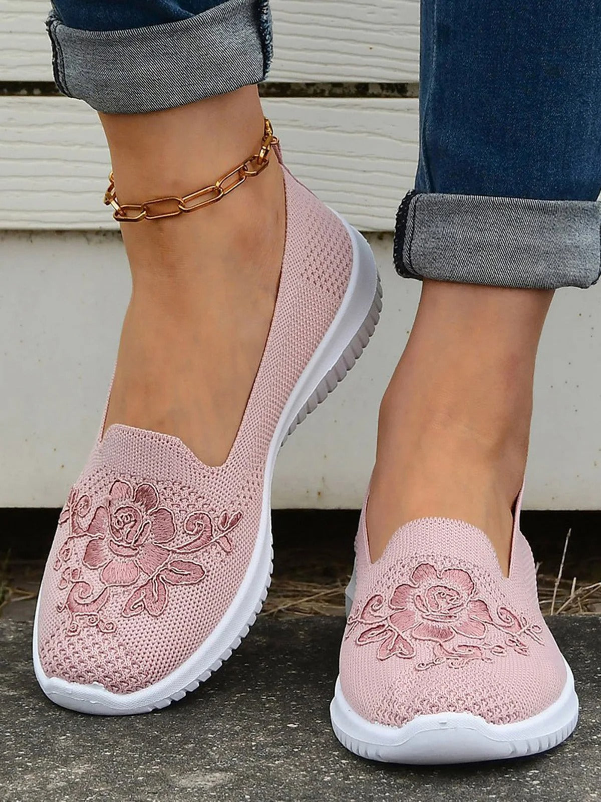 Women’s Slip-On Sneakers – Breathable Knit – Floral Embroidery – Casual Fit