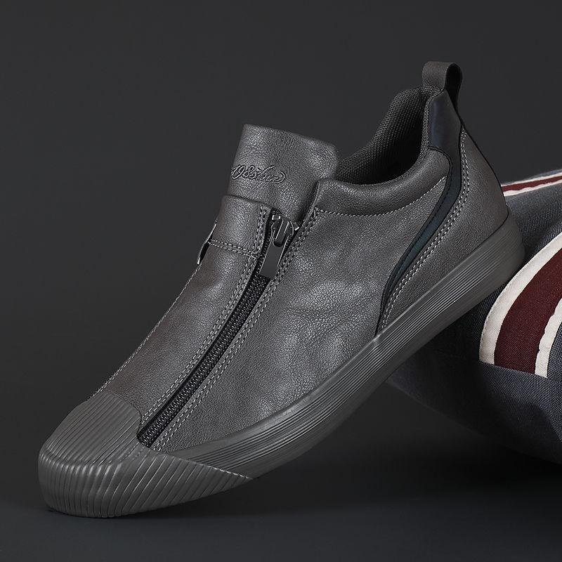 Men’s Low-Top Sneaker – Smooth Leather-Like Upper – Zipper Closure – Casual Fit