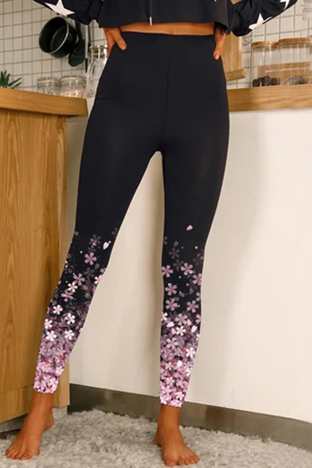 Women’s Leggings – Knit Fabric – Slim Fit – Full Length – Floral Gradient Design