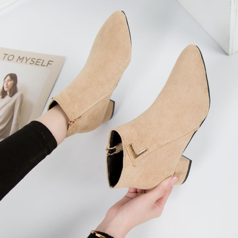 Women’s Ankle Boots – Leather – Pointed Toe – Block Heel – Side Zip – Sleek Fit