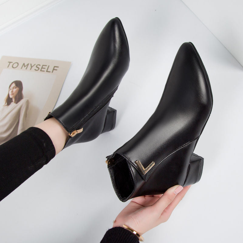 Women’s Ankle Boots – Leather – Pointed Toe – Block Heel – Side Zip – Sleek Fit