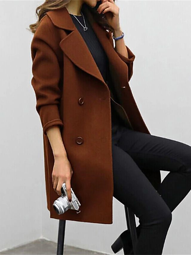 Women’s Double-Breasted Coat – Wool Blend – Structured Fit – Wide Lapels