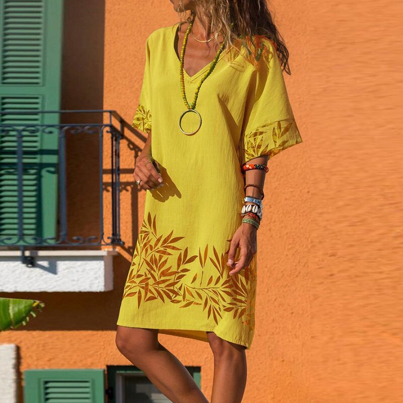 Women's Dress - Loose Fit V-Neck - Short Sleeve Knee-Length Boho Style