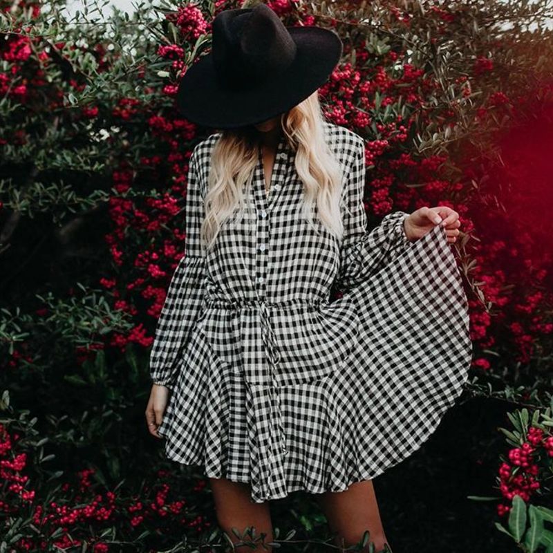 Women's Bohemian Dress - Flowing A-Line Fit - Long Wide Sleeves - Cinched Waist