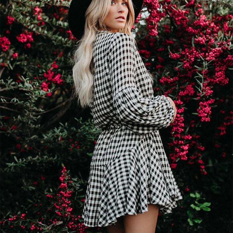 Women's Bohemian Dress - Flowing A-Line Fit - Long Wide Sleeves - Cinched Waist