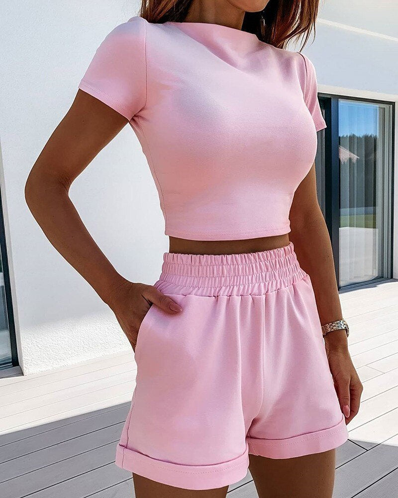 Women's Crop Top - Crew Neck - Short Sleeve Slim Fit - Casual Wear