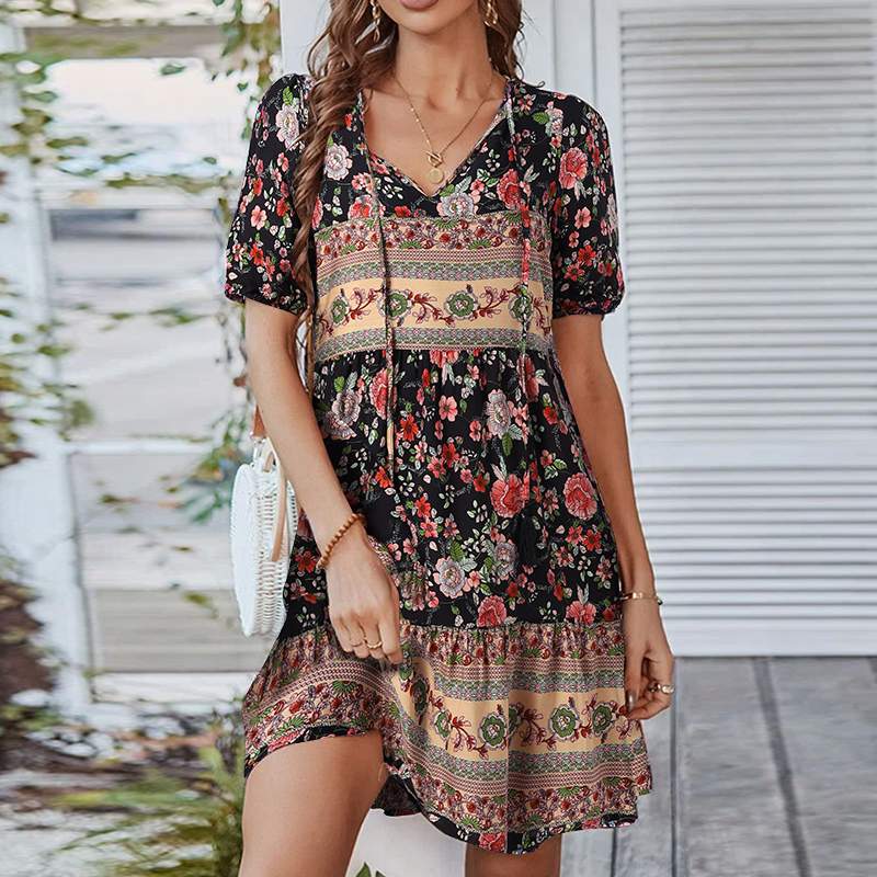 Women's Bohemian Dress - V-Neck - Short Puffed Sleeves - Flowy Empire Waist