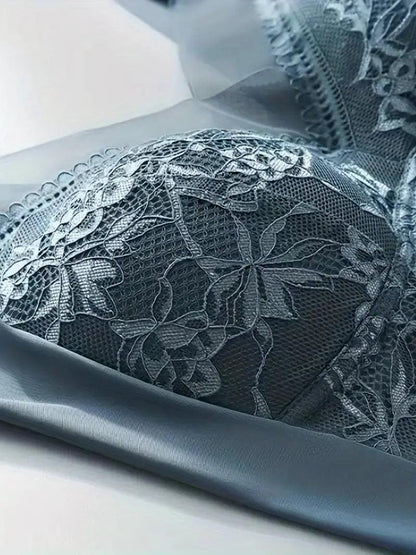 Women’s Seamless Bra – Full Coverage – Wire Free – Lace Overlay – Breathable Blend