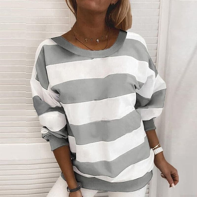 Women’s Oversized Sweater – Soft Knit – Striped Pattern – Round Neck – Long Sleeve