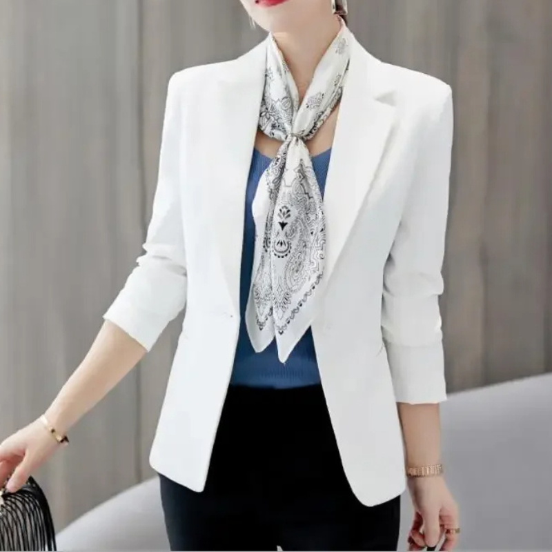 Women’s Blazer – Tailored Fit – Woven Fabric – Single Button Professional Wear