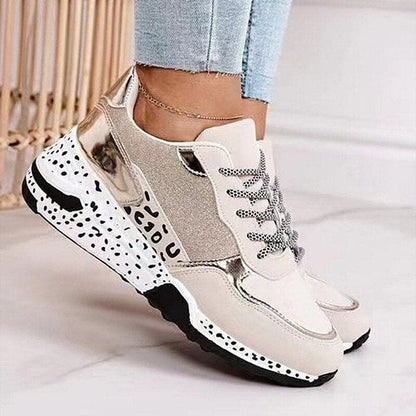 Women’s Sneakers – Chunky Sole – Breathable Mesh – Lace-Up – Reflective Accents