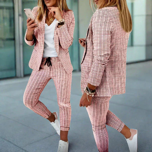 Women’s Blazer and Trousers Set - Soft Woven - Classic Checkered Pattern