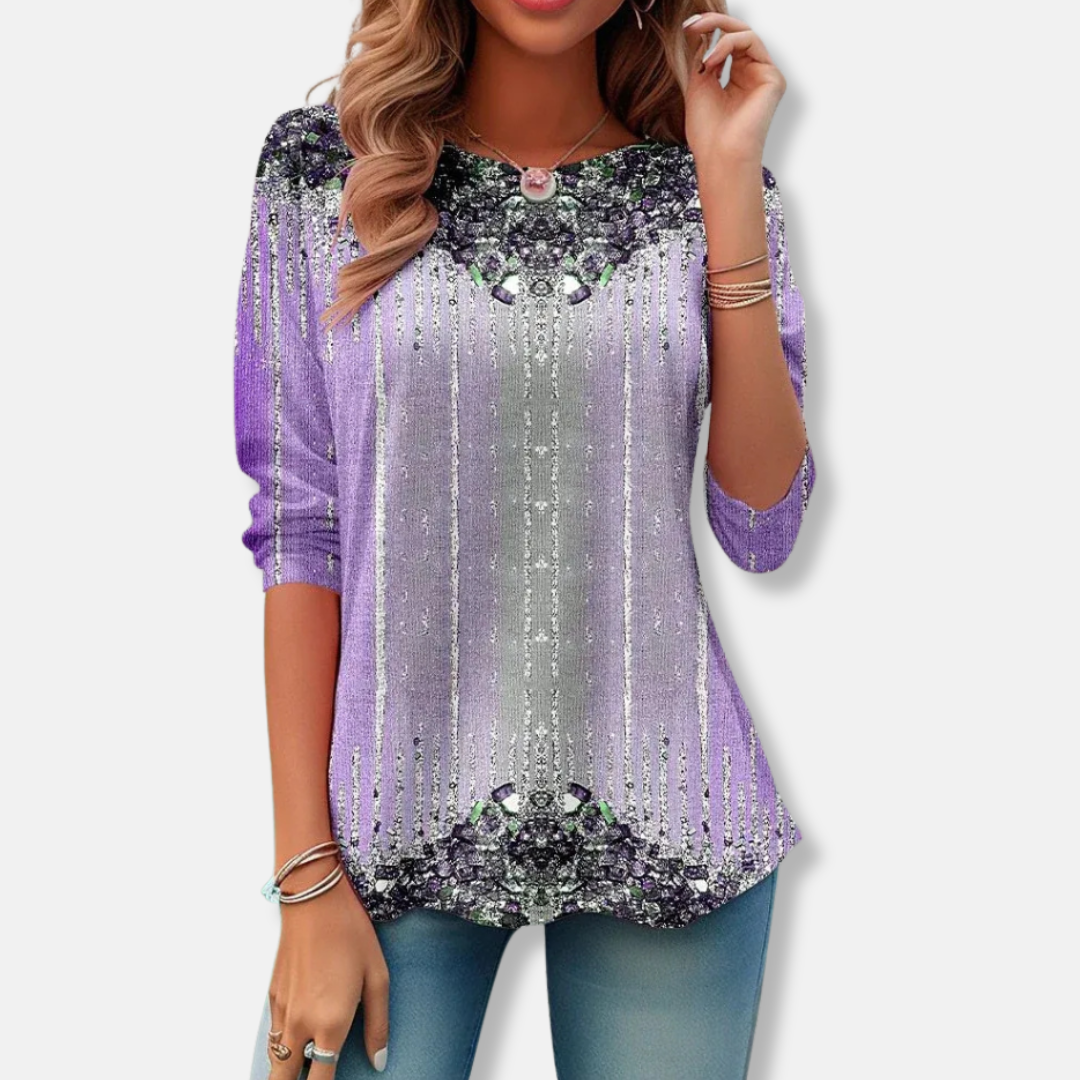 Women’s Top – Relaxed Fit – Lightweight Knit – Printed Detail – Three-Quarter Sleeve